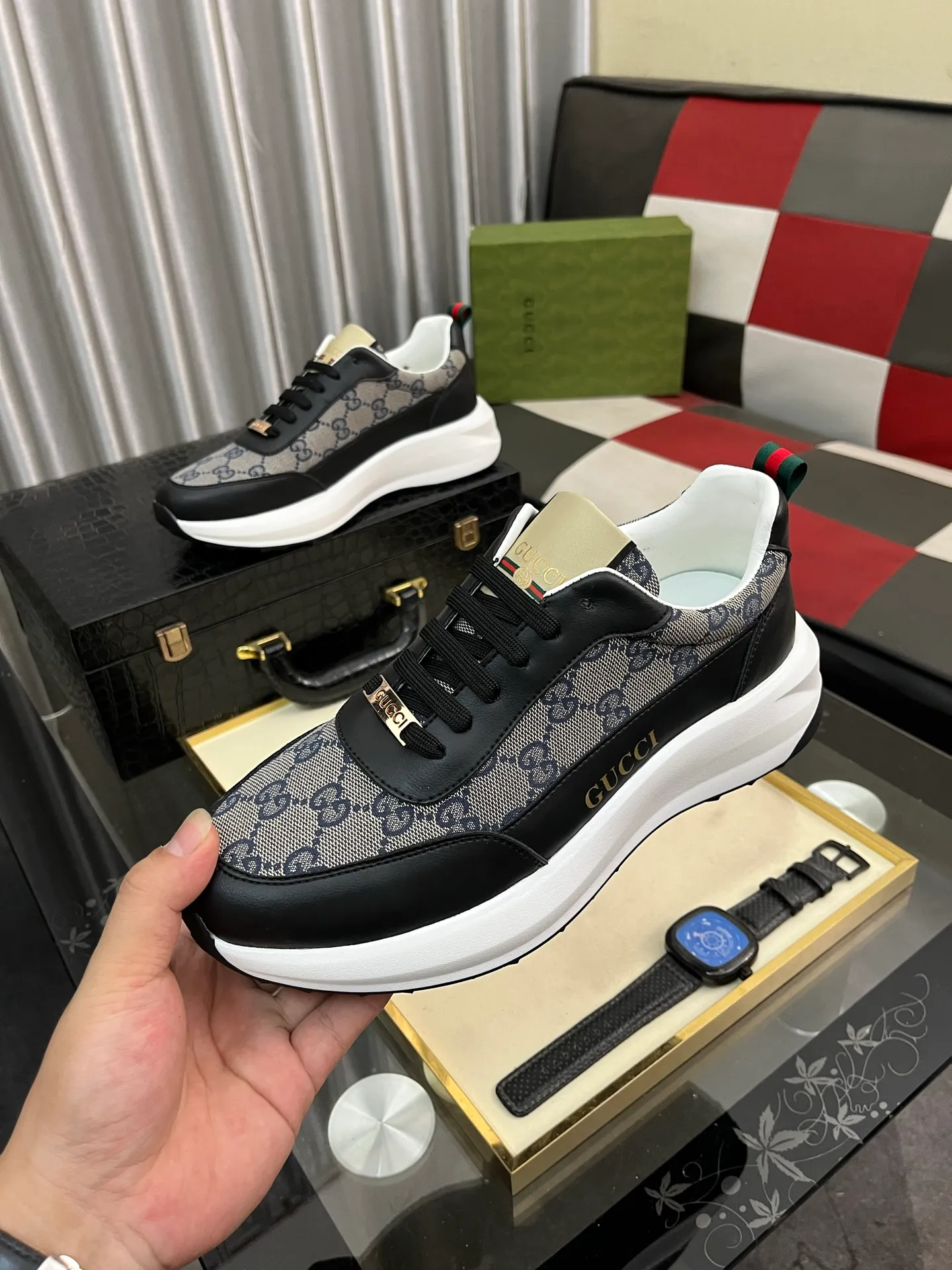 Men's Men's Shoes💰440⌚️⌚️【GUCCI】Gucci men's latest white shoe series casual shoes! The official website is built 1:1. Upper: Made of imported cowhide, with electric embroidery ➕Inner lining: Made of high-quality first-layer pigskin, soft and comfortable. Picky material selection and exquisite workmanship give you the best enjoyment. Size: 38-444️⃣Colors available